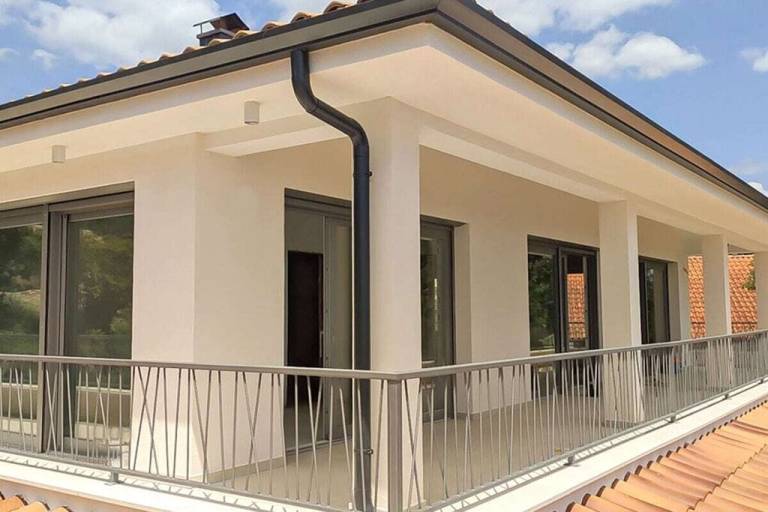 Villa with terrace — photo 5