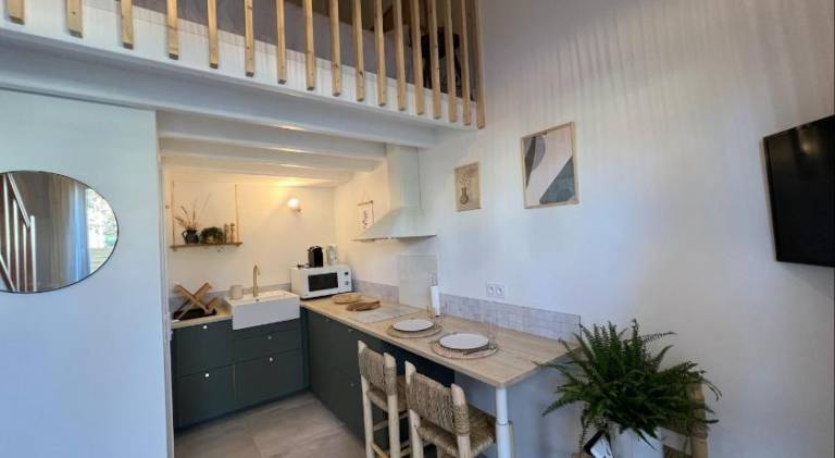 House with yard, terrace & grill | Pets allowed — photo 2