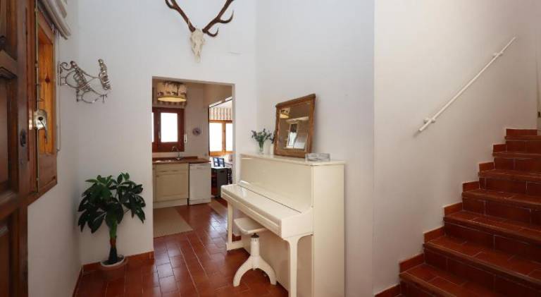 Beautiful house with terrace, garden & private pool | Pet-friendly — photo 4