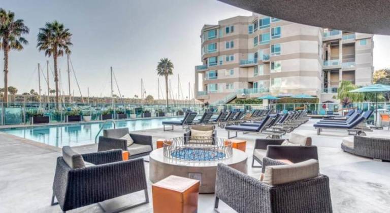 The Coral Loft - Marina Bliss Water view 2BR Pool, Gym — photo 2