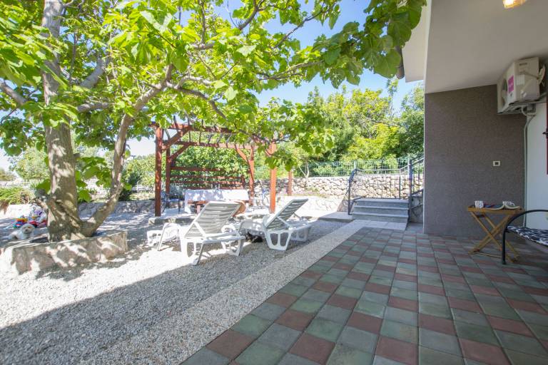 Apartament Metajna