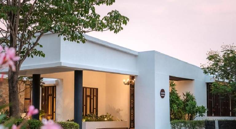 200 m&sup2; Villa