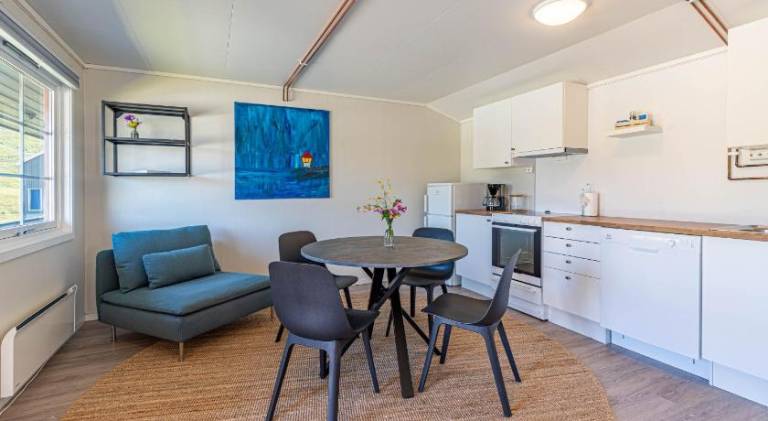 Rental apartment with barbeque, yard & patio — photo 3