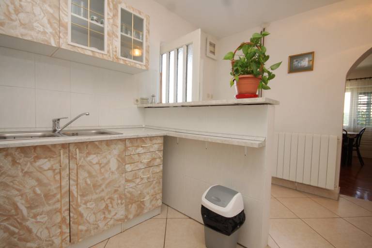 Two bedroom apartment with terrace and sea view Zavala, Hvar (A-8802-c) — photo 5