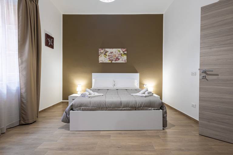Child-friendly B&B | Near Piazza Pretoria | City view | Pets are welcome — photo 2