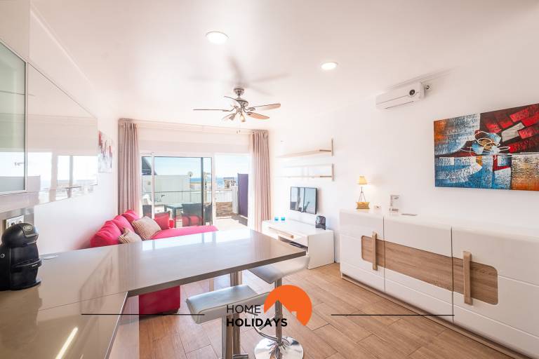 Family-friendly apartment with garden & terrace | Beach nearby | Pet-friendly — photo 3