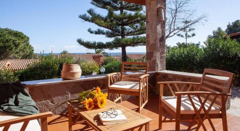 Villa with 2 rooms for 6 persons in Muravera