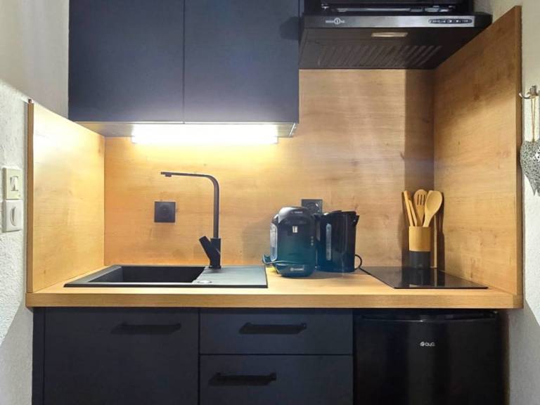 Studio 4 pers, WIFI, Pets & Parking -- Les Gets — photo 4
