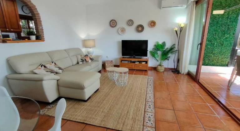 Fully equipped rental apartment with pool, garden & terrace | Suitable for remote work | Pet-friendly in Torremolinos