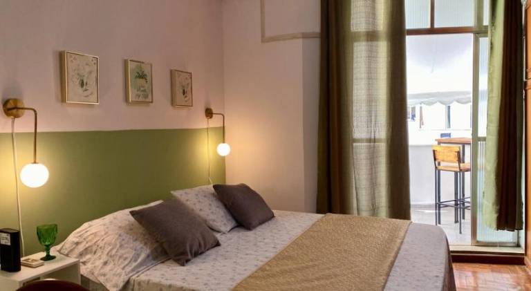 Apartment with 1 room for 6 persons in Leme