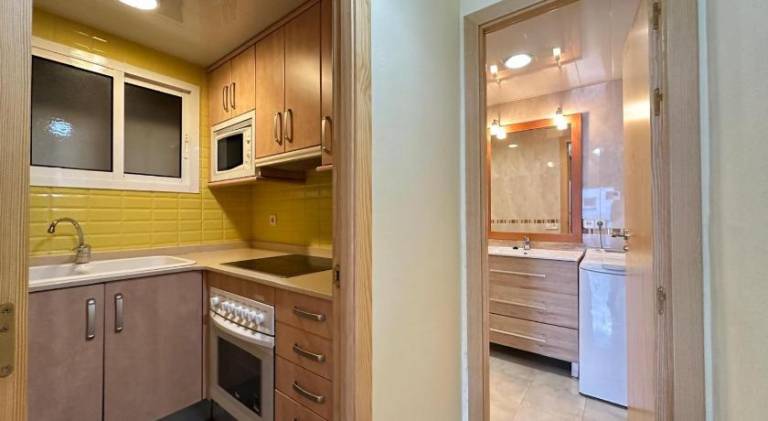 Apartment with 2 rooms for 5 persons — photo 4
