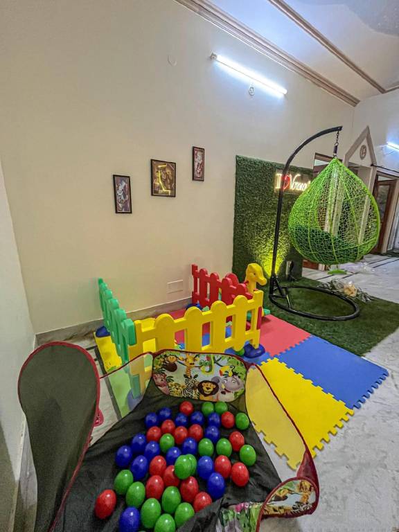 Villa with 5 rooms for 13 persons — photo 5