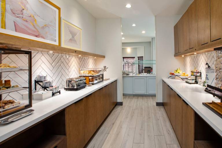 Staybridge Suites Omaha 80th and Dodge By IHG — photo 5