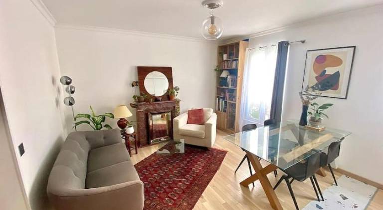 Holiday apartment with 2 rooms for 6 persons in Bobigny