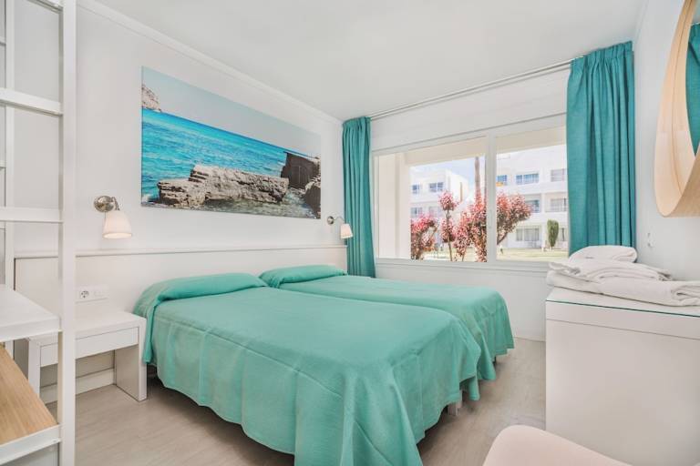 Aparthotel Urbanització Hàbitat