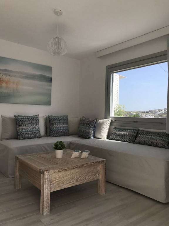 Family-oriented charming villa with terrace | Sea view | Beach nearby | Pets are welcome — photo 4