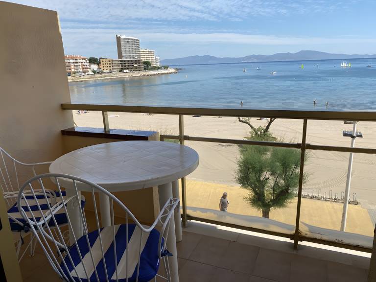 Rental apartment | Sea view — photo 2