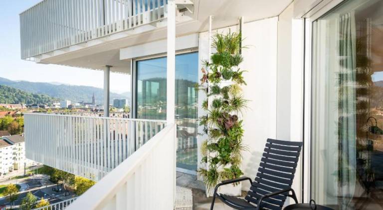 Pleasant serviced apartment with patio | Pets are welcome — photo 3