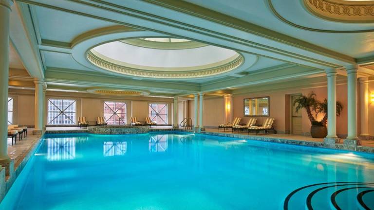 Four Seasons Hotel Chicago in Lincoln, IL