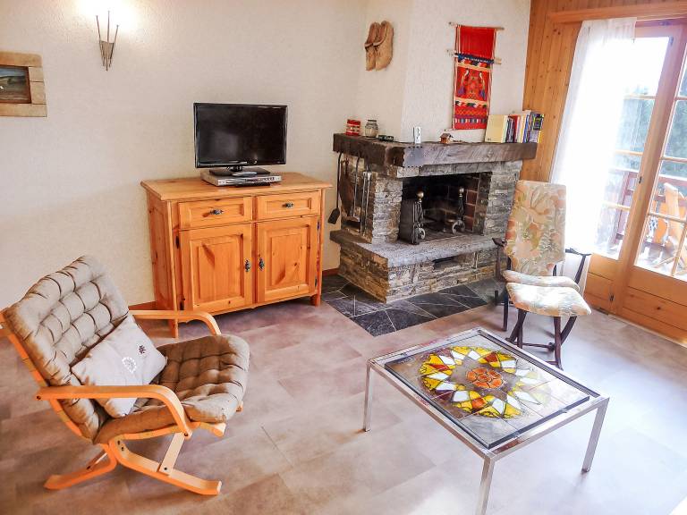 Apartment with sauna & patio | Mountain view — photo 3