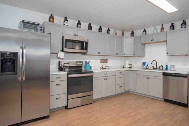 Nice vacation home | Pets allowed in Fairbanks, AK