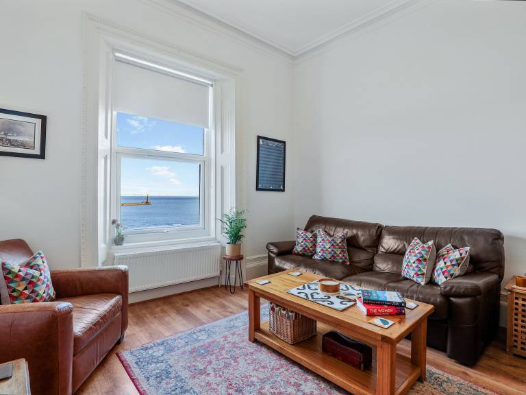 Apartment | Sea view — photo 5
