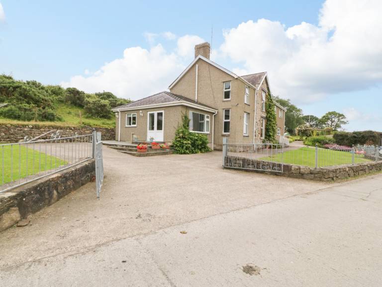 Cottage  Llanrug