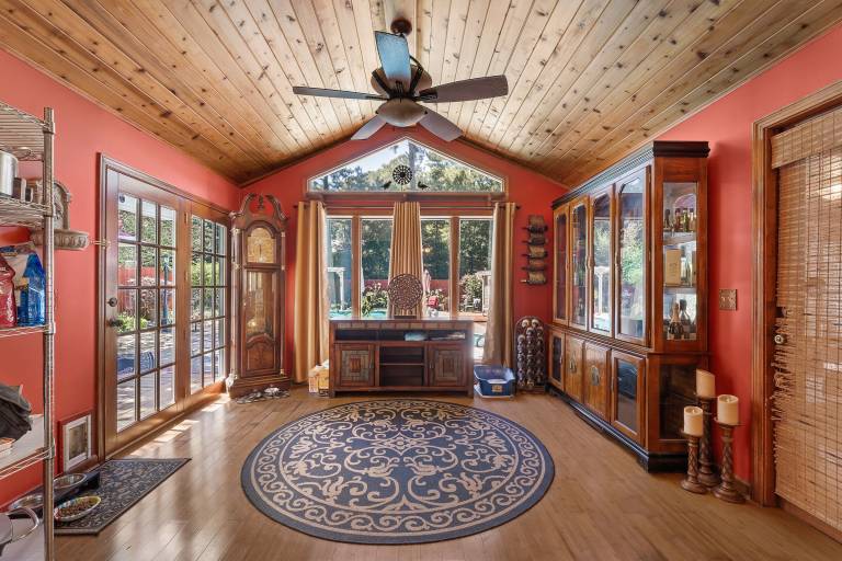 House  Cartersville