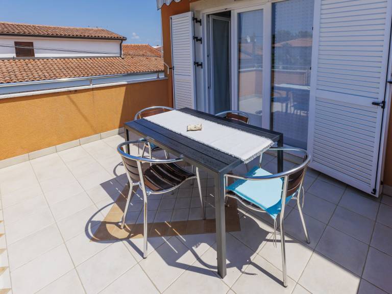 Rental apartment with terrace & BBQ — photo 2