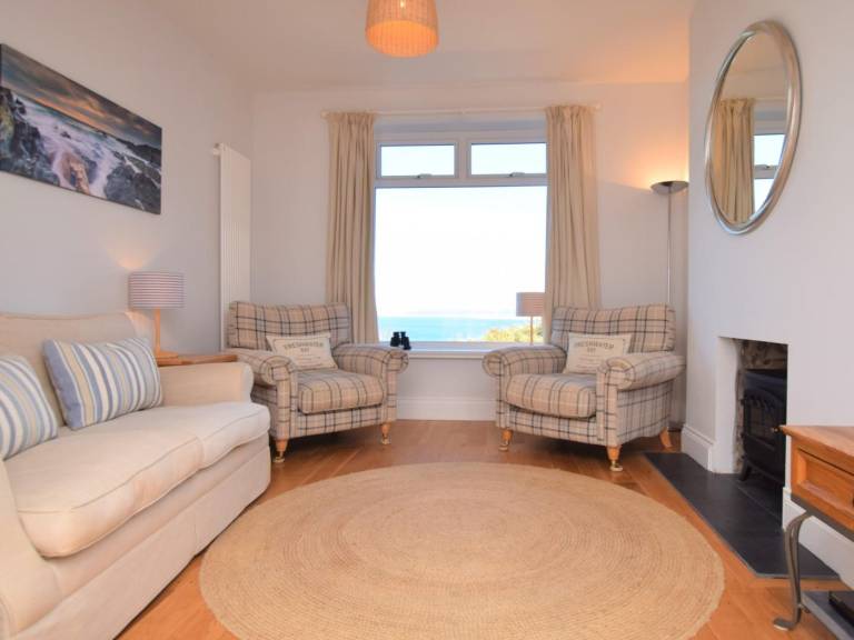 Cottage with garden | Water view | Pet-friendly — photo 2
