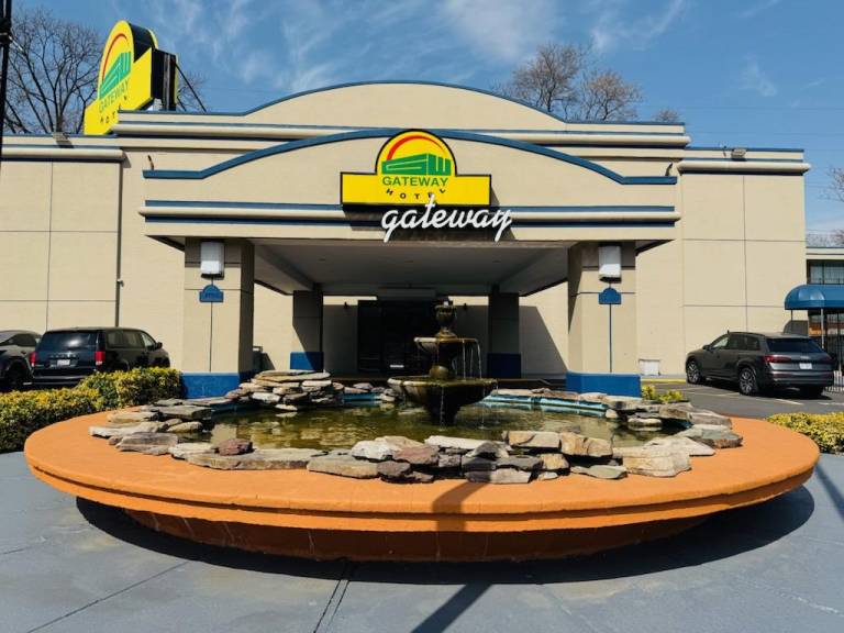 Gateway Hotel