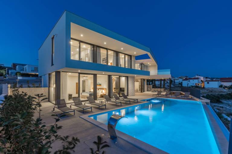 Luxury Villa Supreme Rogoznica 3 with Heated Pool — photo 2