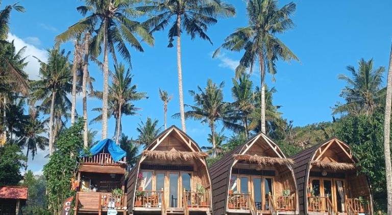 Beach House on Gamat Bay — photo 3