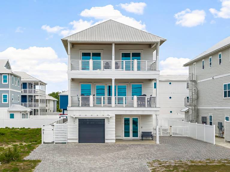House  Bid-a-wee Beach
