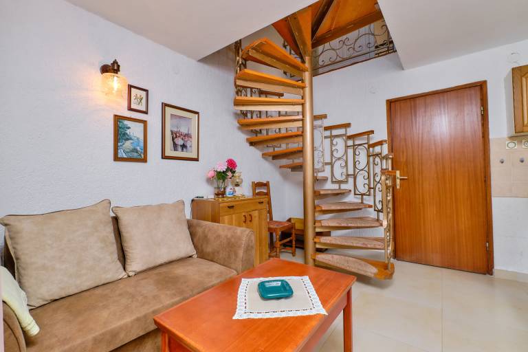 One bedroom apartment with terrace Artatore, Lošinj (A-2509-e) — photo 3