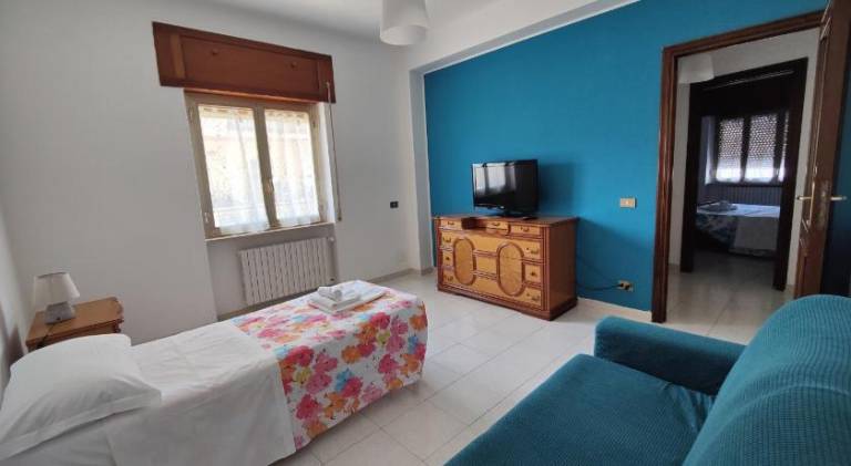 House with 2 rooms for 3 persons — photo 2
