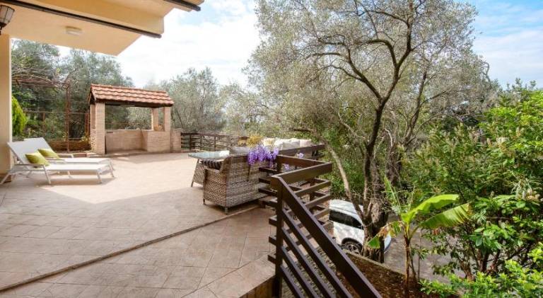 Villa with 4 rooms for 10 persons — photo 4