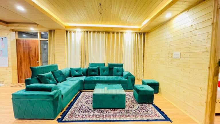 Bello Cliff Luxury Cottage in Manali