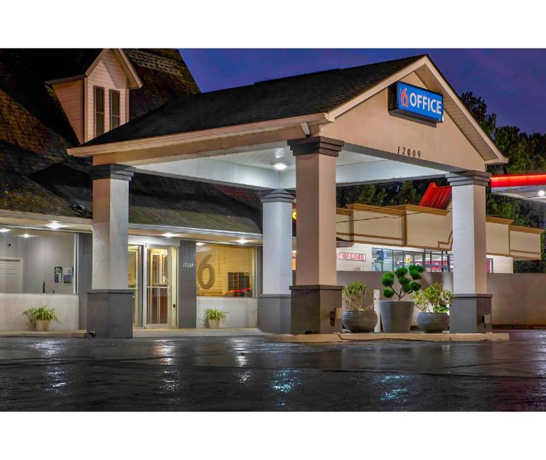 Motel 6 Byron, GA — photo 5