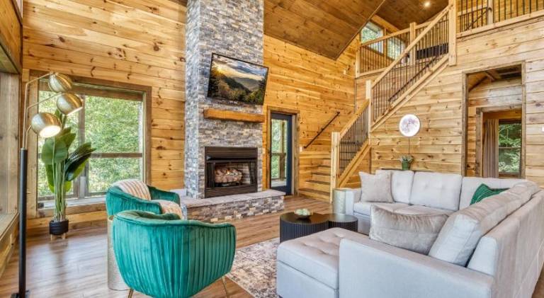 Vacation home with jacuzzi — photo 2