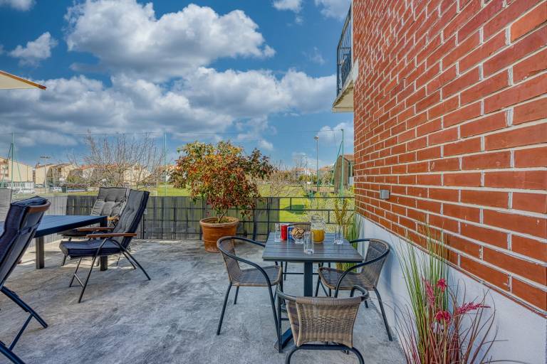 Beautiful holiday apartment with terrace & barbeque | Beach nearby | Pets are welcome — photo 4