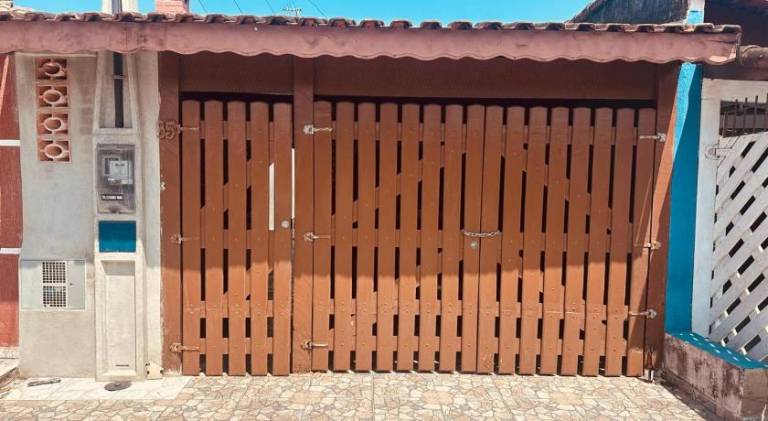 House with 2 rooms for 10 persons in Caraguatatuba