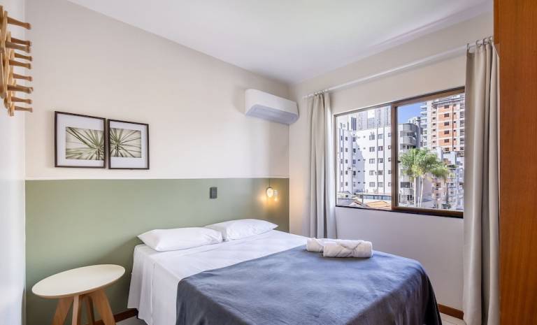 Apartamento Meia Praia