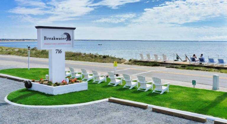 Breakwater Hotel — photo 3