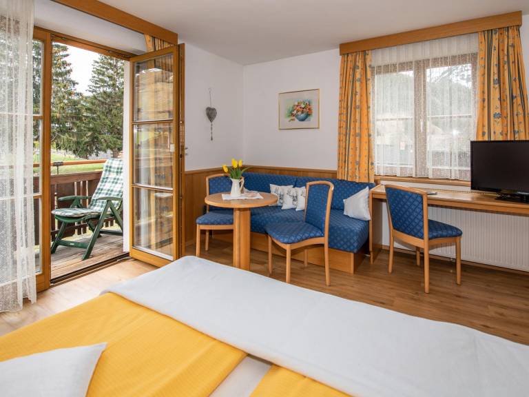Children-friendly pleasant apartment with patio, grill & yard | Suitable for remote work | Pet-friendly — photo 4