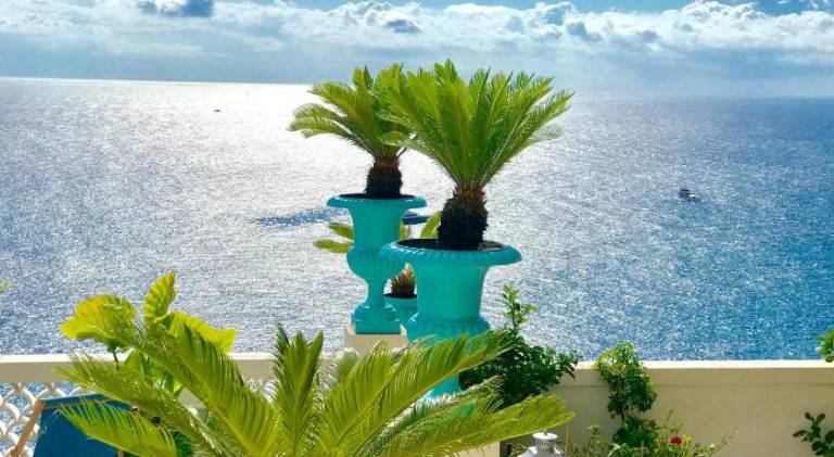Charming serviced apartment with yard & patio | Close to the beach | Pets are welcome — photo 2