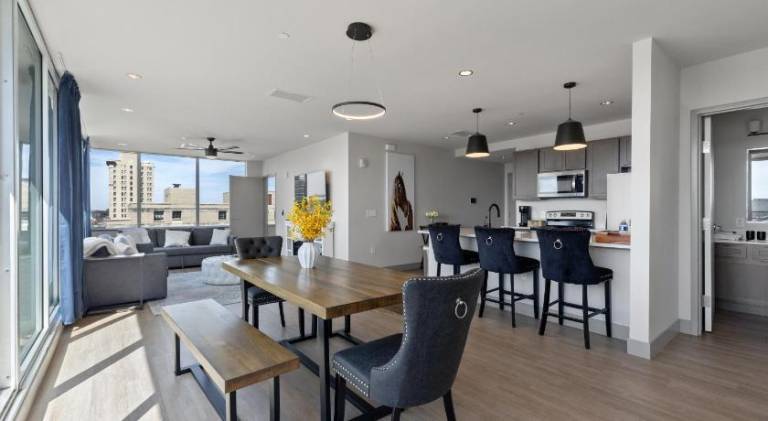 175 LEX - Walkable Downtown Lexington & Rupp Arena - Full Condos — photo 4
