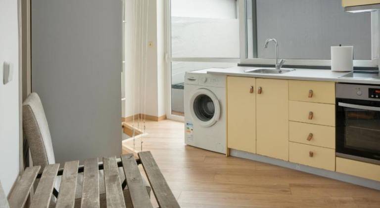Athens Apartment on Lycabettus Hill with Rooftop View Access — photo 2