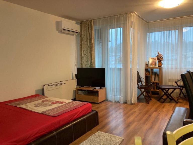Apartment with garden & pool — photo 2