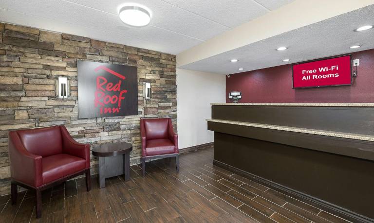 Red Roof Inn Cincinnati East - Beechmont — photo 2